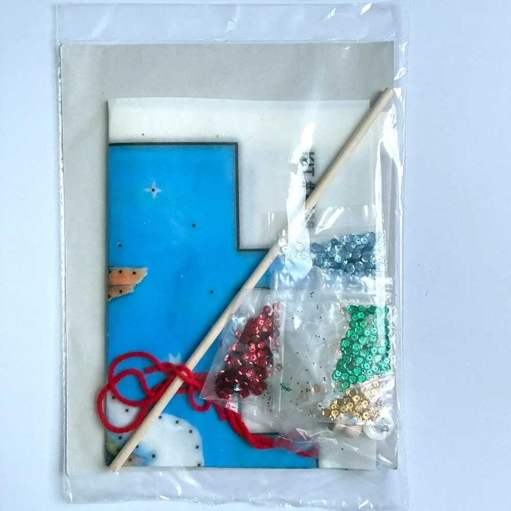 Jim Shore Santa's Workshop‎ Jeweled Banner Kit 16x24